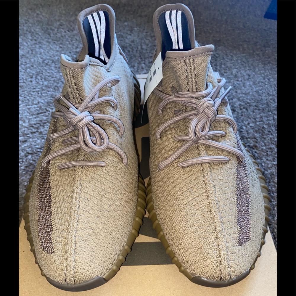 Yeezy 350 V2 ‘Earth’